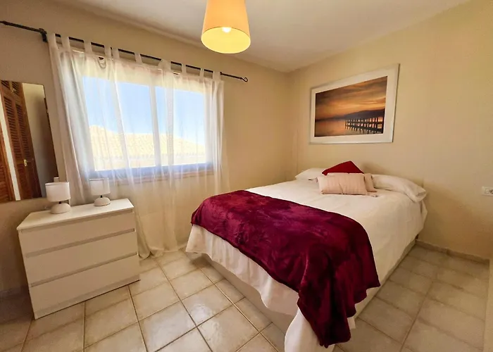 Halcones Bravo's House Apartman Chayofa