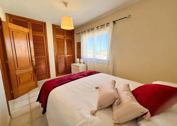 Halcones Bravo's House Apartman Chayofa